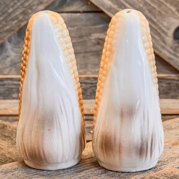 Vintage Corn On The Cob, Salt and Pepper Shakers,  Ceramic, 4” Tall - Picture 4 of 8